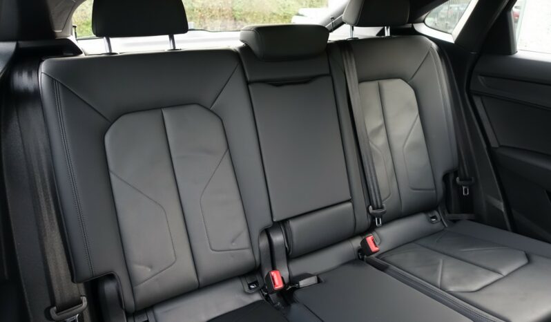 AUDI Q3 SPORTBACK 45 TFSI E S-TRONIC 245 CH HYBRIDE RECHARGEABLE S-LINE complet