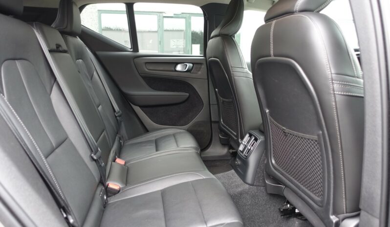 VOLVO XC 40 T5 HYBRIDE RECHARGEABLE GEARTRONIC 262 CH  INSCRIPTION complet