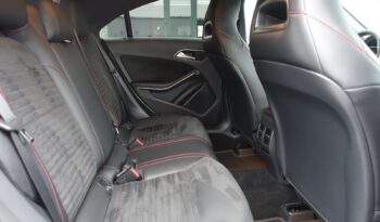 MERCEDES CLASSE CLA 200D BERLINE  AMG-LINE complet