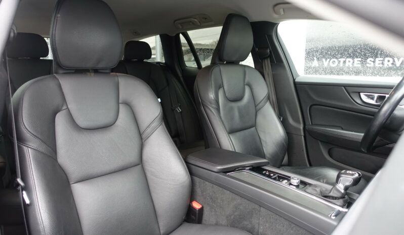 VOLVO V 60 D3 2.0 L GEARTRONIC 150CH MOMENTUM complet