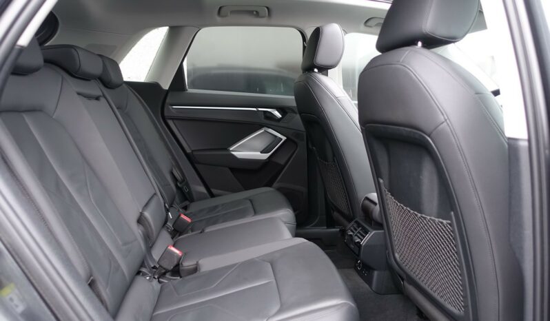 AUDI Q3 35 TFSI 150 CH S-TRONIC  S-LINE complet
