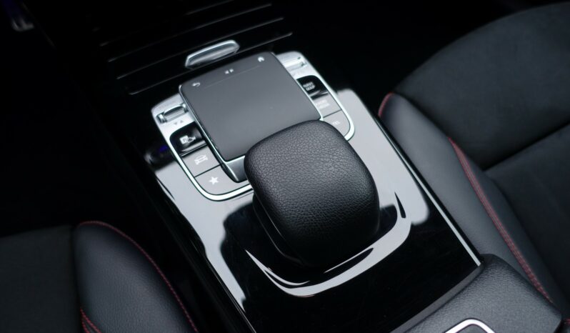 MERCEDES CLASSE A 180D 7G-DCT AMG-LINE complet