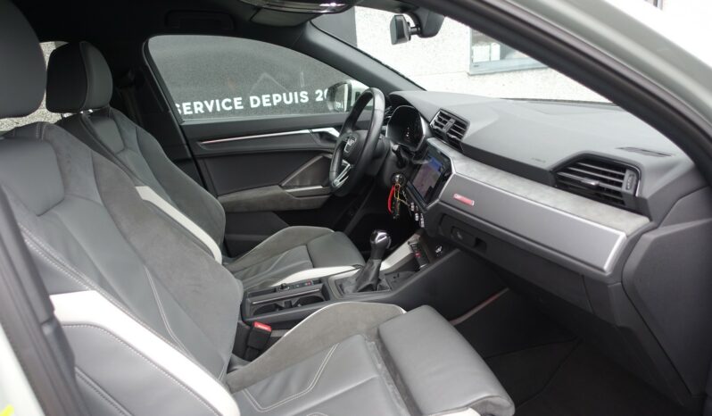 AUDI Q3 SPORTBACK 45 TFSI E S-TRONIC 245 CH HYBRIDE RECHARGEABLE complet
