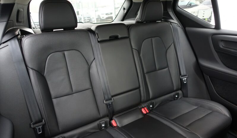 VOLVO XC 40 T4 HYBRIDE RECHARGEABLE GEARTRONIC 211 CH  INSCIPTION complet