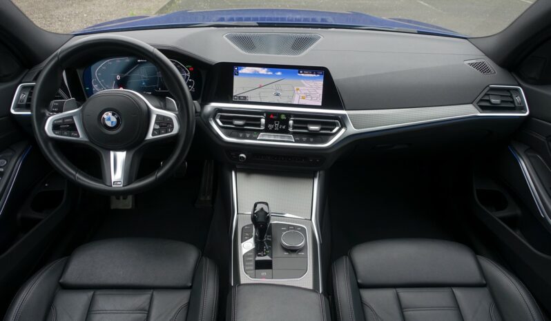 BMW 330 EA BERLINE E-DRIVE HYBRIDE RECHARGEABLE BVA 184 CH + 83 KW SERIE 3 PACK M complet