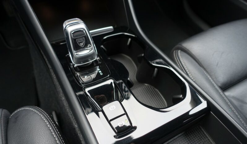 VOLVO XC 40 T5 HYBRIDE RECHARGEABLE GEARTRONIC 262 CH  INSCRIPTION complet