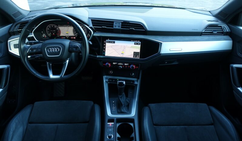 AUDI Q3 45 TFSI E S-TRONIC 245 CH HYBRIDE RECHARGEABLE complet