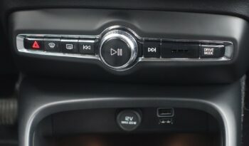 VOLVO XC 40 T5 HYBRIDE RECHARGEABLE GEARTRONIC 262 CH  INSCRIPTION complet