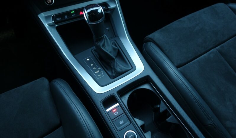 AUDI Q3 45 TFSI E S-TRONIC 245 CH HYBRIDE RECHARGEABLE complet