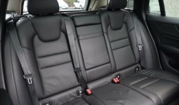 VOLVO V 60 T6 AWD GEARTRONIC 340CH HYBRIDE RECHARGEABLE  INSCRIPTION complet