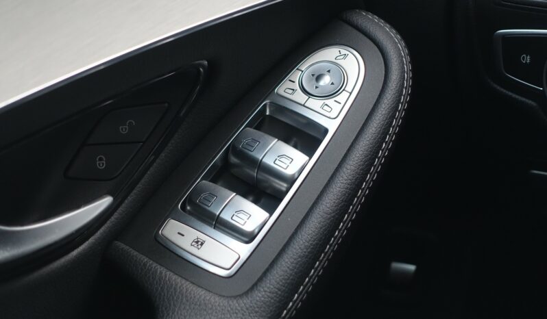 MERCEDES CLASSE GLC 300 DE 4 MATIC 9G-DCT 335 CH HYBRIDE RECHARGEABLE AMG-LINE complet