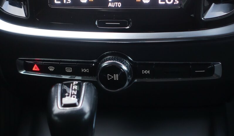 VOLVO V 60 D3 2.0 L GEARTRONIC 150CH  MOMENTUM complet