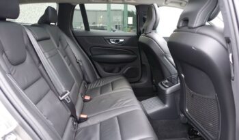 VOLVO V 60 T6 AWD GEARTRONIC 340CH HYBRIDE RECHARGEABLE  INSCRIPTION complet
