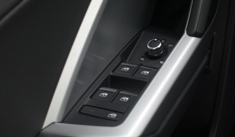 AUDI Q3 35 TDI 150 CH S-TRONIC complet