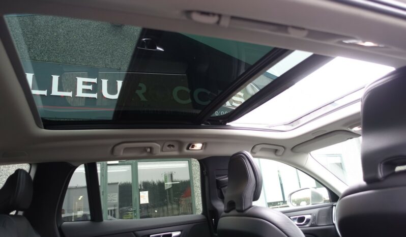 VOLVO V 60 T6 AWD GEARTRONIC 340CH HYBRIDE RECHARGEABLE  INSCRIPTION complet