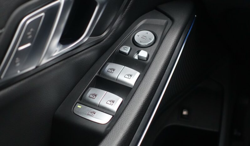 BMW 330 EA BERLINE E-DRIVE HYBRIDE RECHARGEABLE BVA 184 CH + 83 KW SERIE 3 PACK M complet