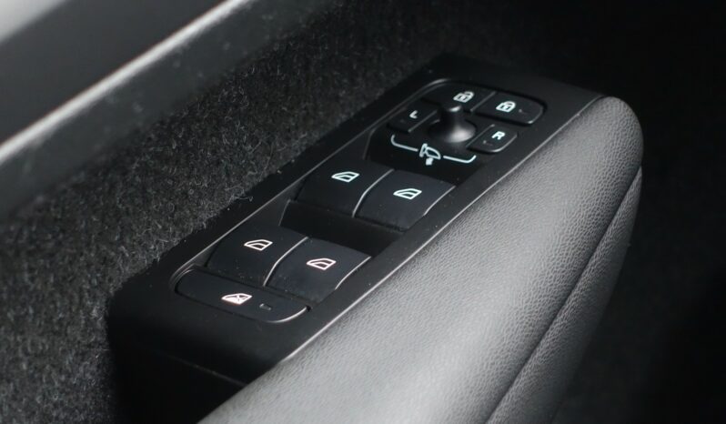 VOLVO XC 40 T5 HYBRIDE RECHARGEABLE GEARTRONIC 262 CH  INSCRIPTION complet