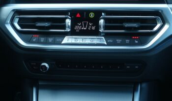 BMW 330 EA TOURING E-DRIVE HYBRIDE RECHARGEABLE BVA 184 CH + 83 KW SERIE 3 PACK M complet