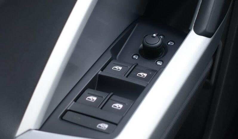 AUDI Q3 SPORTBACK 45 TFSI E S-TRONIC 245 CH HYBRIDE RECHARGEABLE S-LINE complet