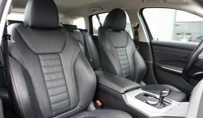 BMW 330 EA TOURING E-DRIVE HYBRIDE RECHARGEABLE BVA 292 CH SERIE 3 complet