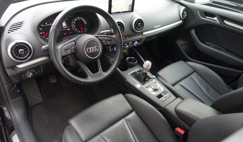AUDI A3 SPORTBACK 30 TFSI  S-LINE complet
