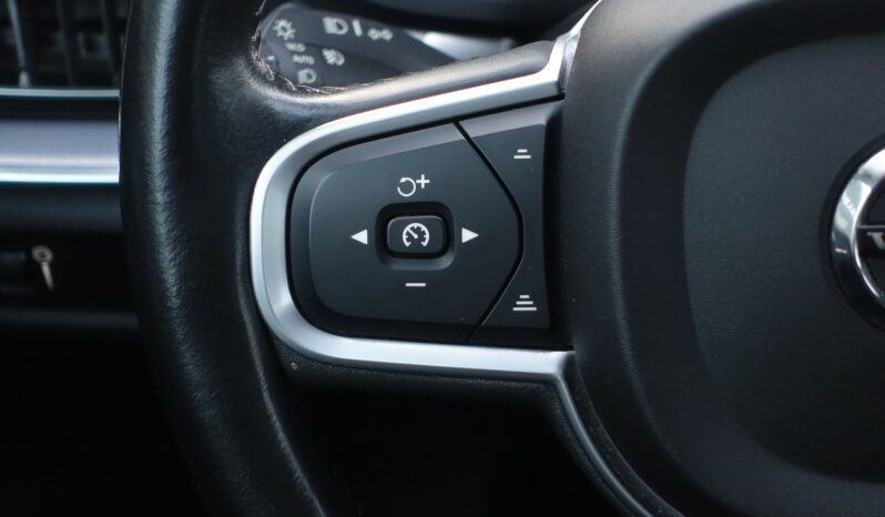 VOLVO V 60 D3 2.0 L GEARTRONIC 150CH  MOMENTUM complet
