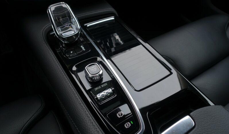 VOLVO V 60 T6 AWD GEARTRONIC 340CH HYBRIDE RECHARGEABLE  INSCRIPTION complet