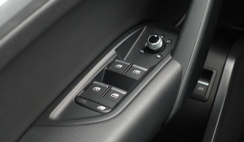 AUDI Q5 35 TDI 163 CH S-TRONIC MHEV complet