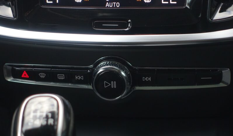 VOLVO V 60 D3 2.0 L 150CH MOMENTUM complet