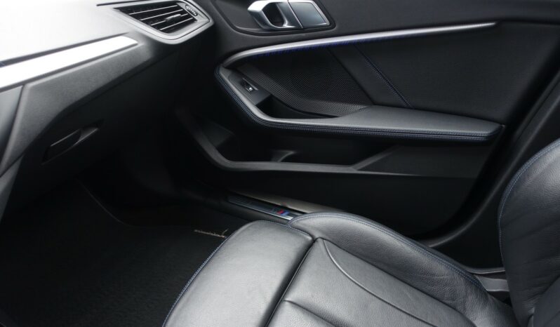 BMW 118DA 150 CH BVA SERIE 1  PACK M complet