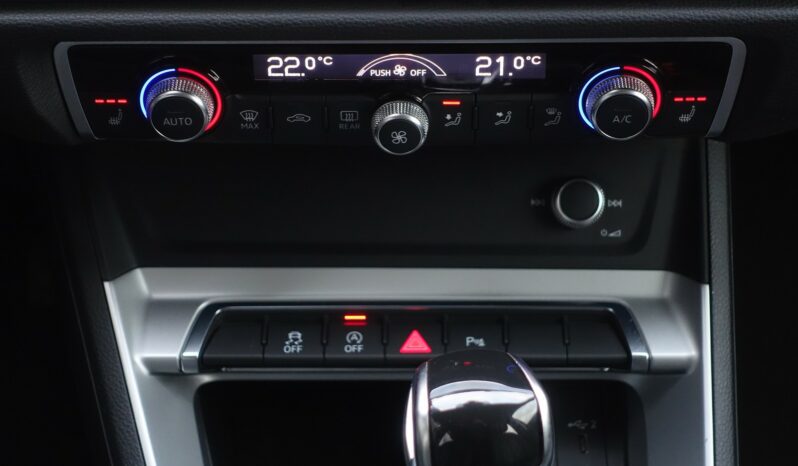 AUDI Q3 35 TDI 150 CH S-TRONIC complet