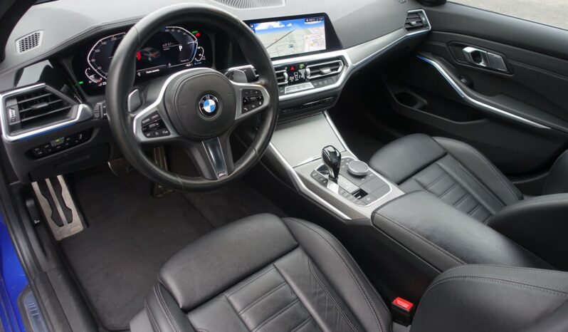 BMW 330 EA BERLINE E-DRIVE HYBRIDE RECHARGEABLE BVA 184 CH + 83 KW SERIE 3 PACK M complet