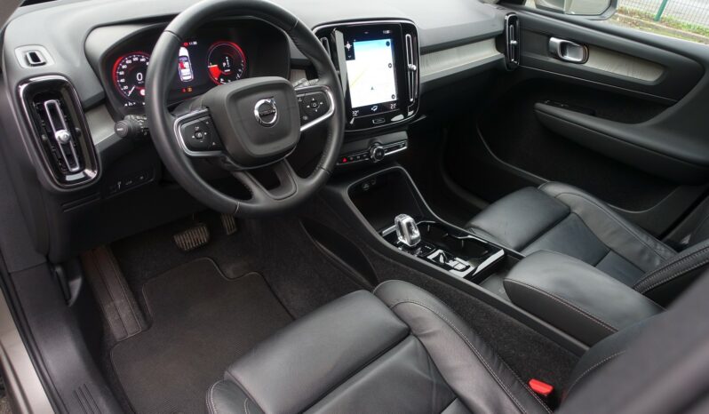 VOLVO XC 40 T5 HYBRIDE RECHARGEABLE GEARTRONIC 262 CH  INSCRIPTION complet
