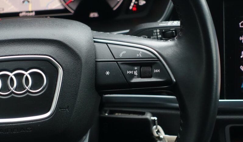 AUDI Q3 35 TFSI 150 CH S-TRONIC  S-LINE complet