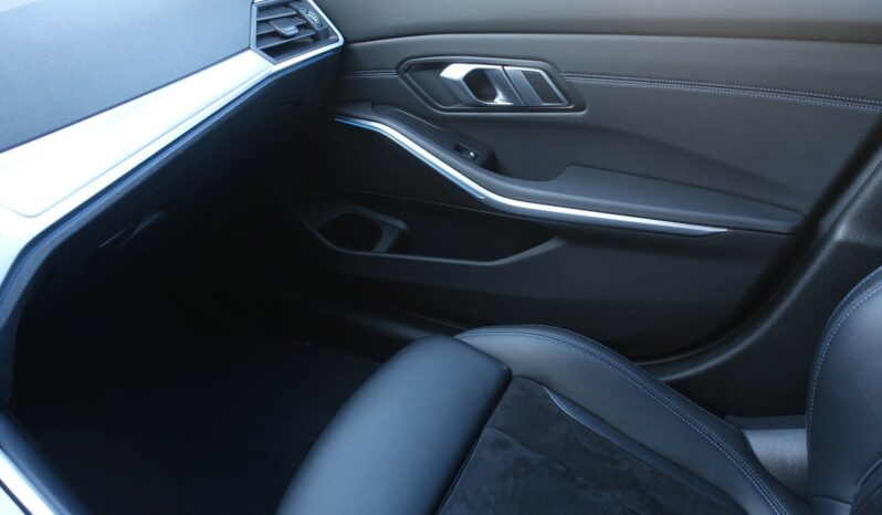 BMW 330 EA TOURING E-DRIVE HYBRIDE RECHARGEABLE BVA 184 CH + 83 KW SERIE 3 PACK M complet