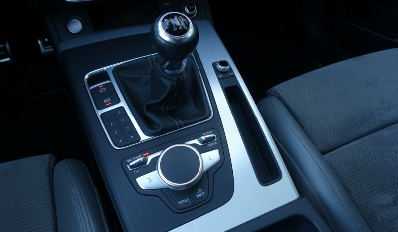 AUDI Q5 2.0 TDI 150 CH  S-LINE complet