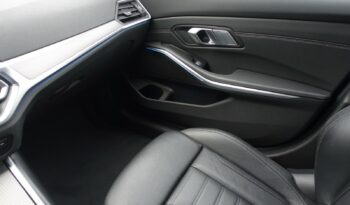 BMW 330 EA BERLINE E-DRIVE HYBRIDE RECHARGEABLE BVA 184 CH + 83 KW SERIE 3 PACK M complet