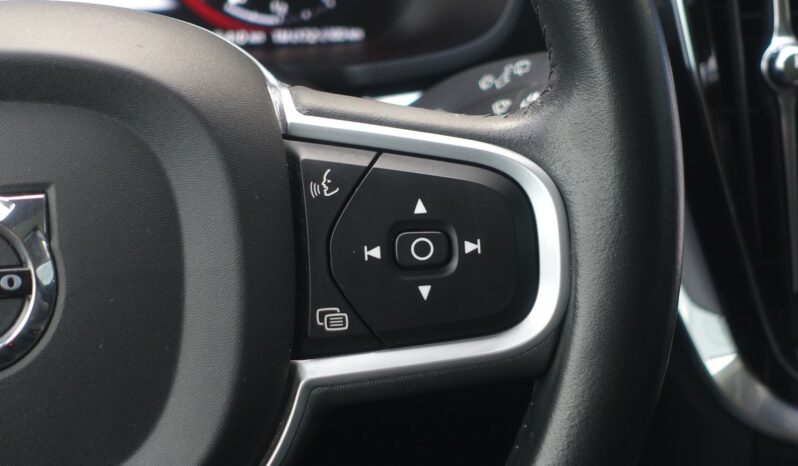 VOLVO V 60 D3 2.0 L 150CH MOMENTUM complet
