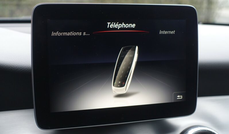 MERCEDES CLASSE CLA 200D BERLINE  AMG-LINE complet