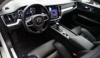 VOLVO V 60 D3 2.0 L GEARTRONIC 150CH MOMENTUM complet