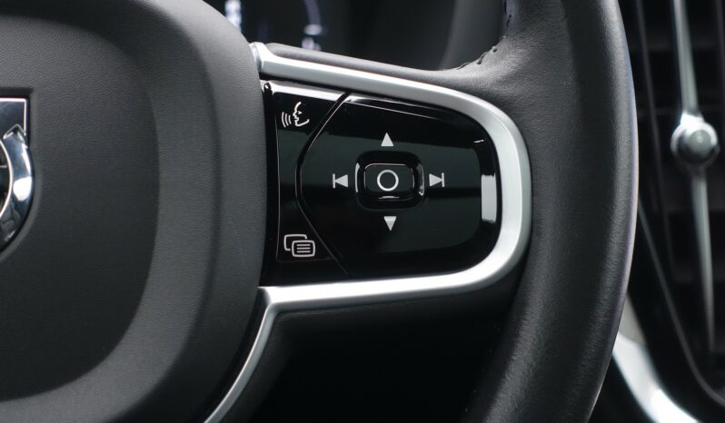 VOLVO V 60 T6 AWD GEARTRONIC 340CH HYBRIDE RECHARGEABLE  INSCRIPTION complet