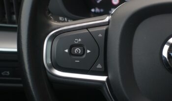 VOLVO XC 60 T8 AWD GEARTRONIC 303CH + 87 CH HYBRIDE RECHARGEABLE  MOMENTUM complet
