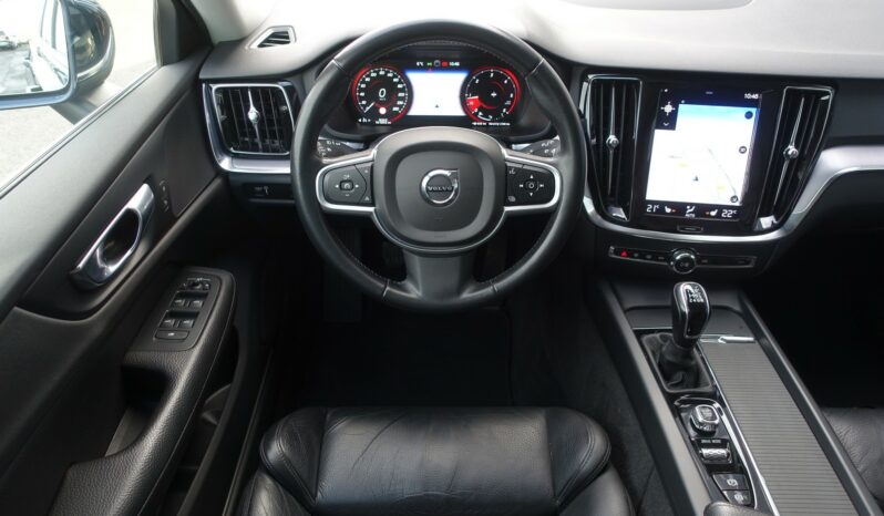 VOLVO V 60 D3 2.0 L 150CH MOMENTUM complet