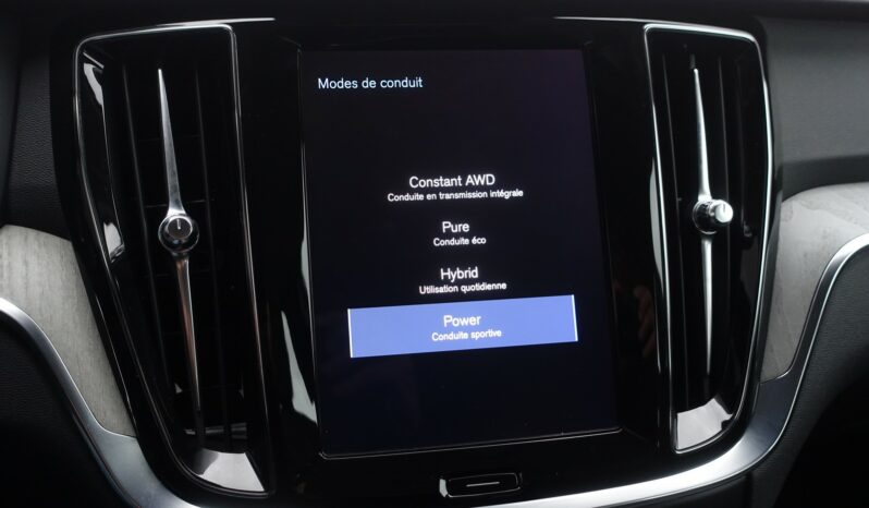 VOLVO V 60 T6 AWD GEARTRONIC 340CH HYBRIDE RECHARGEABLE  INSCRIPTION complet