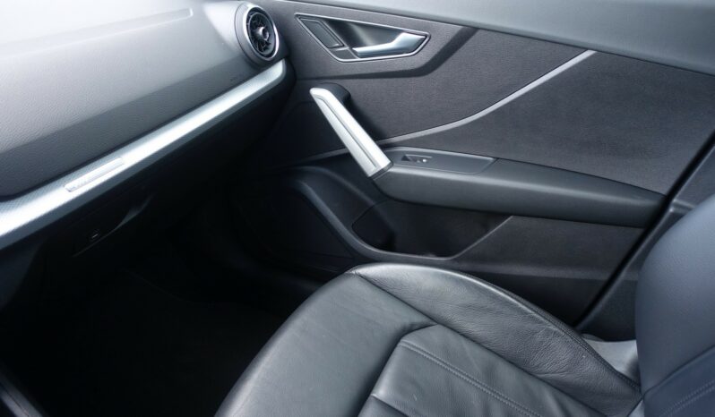 AUDI Q2 30 TDI S-TRONIC complet