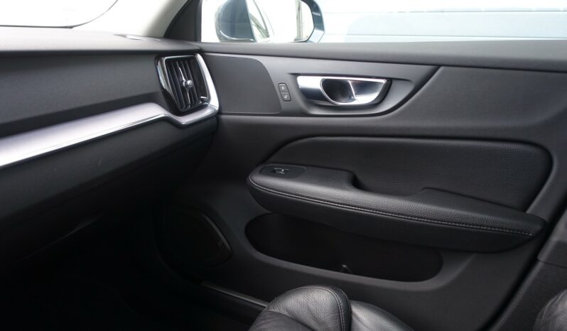 VOLVO V 60 D3 2.0 L 150CH MOMENTUM complet