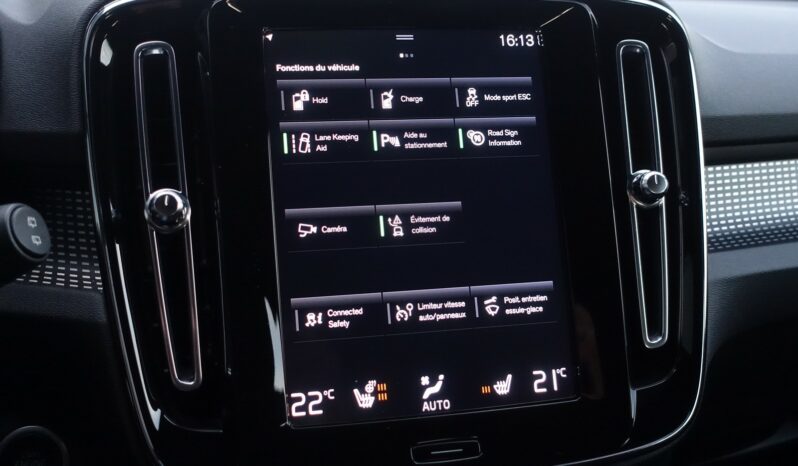 VOLVO XC 40 T4 HYBRIDE RECHARGEABLE GEARTRONIC 211 CH  R-DESIGN complet