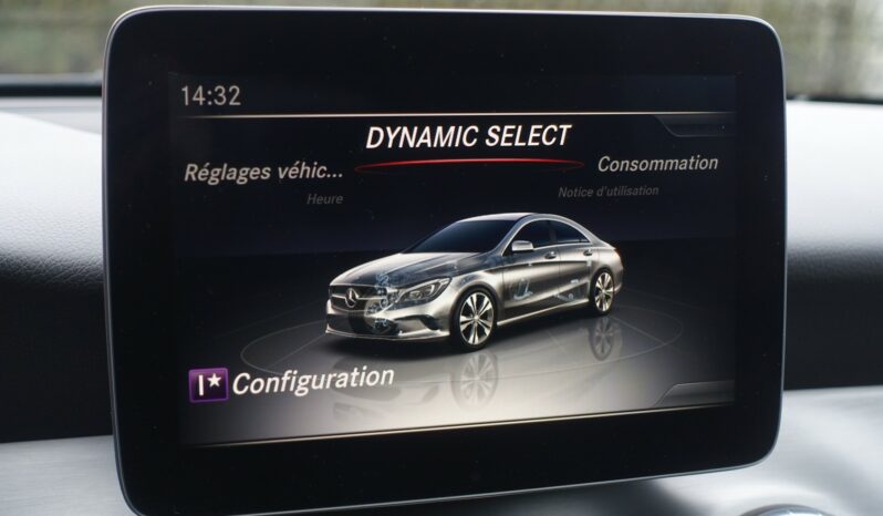 MERCEDES CLASSE CLA 200D BERLINE  AMG-LINE complet