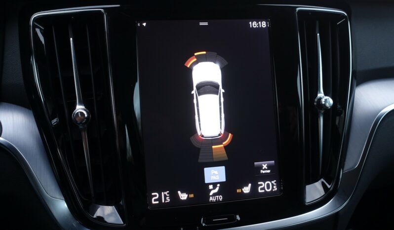 VOLVO V 60 D3 2.0 L GEARTRONIC 150CH  MOMENTUM complet