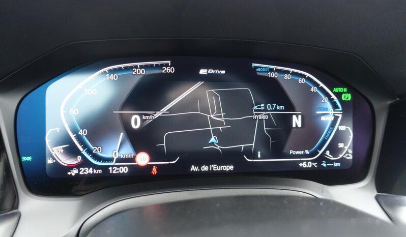 BMW 330 EA BERLINE E-DRIVE HYBRIDE RECHARGEABLE BVA 184 CH + 83 KW SERIE 3 PACK M complet
